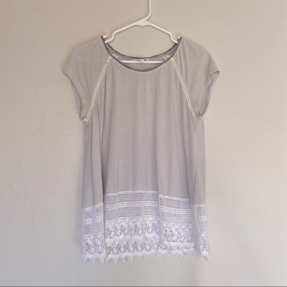Anthropologie Hem & Thread Cap Sleeve Blouse Size Large